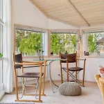 2 Bedroom Stunning In