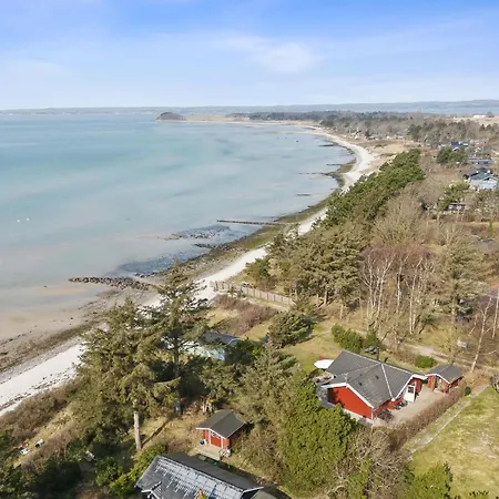 Ferienhaus 2 Bedroom Stunning In