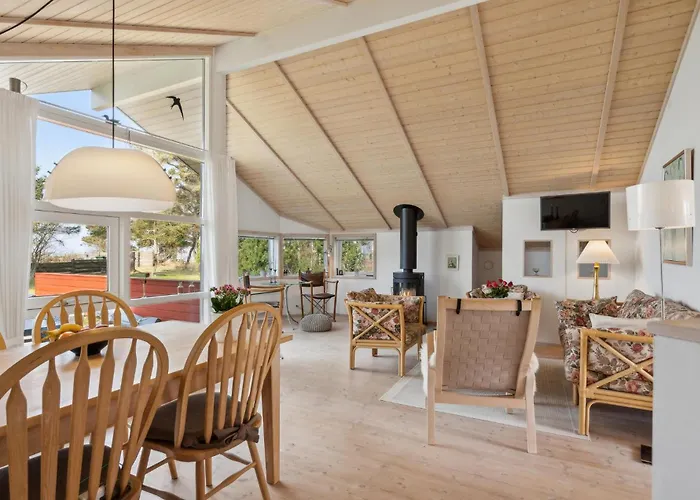 Hébergement de vacances 2 Bedroom Stunning In *